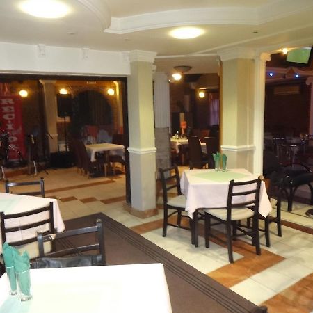 Dvorovi Motel Zoka المظهر الخارجي الصورة