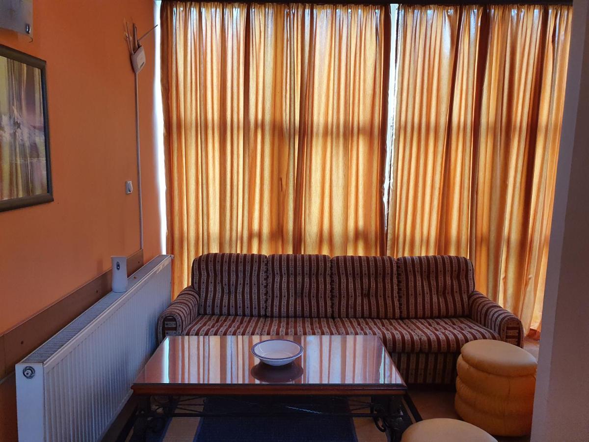 Dvorovi Motel Zoka المظهر الخارجي الصورة