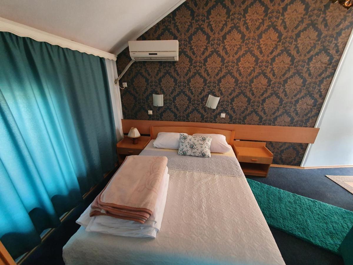 Dvorovi Motel Zoka المظهر الخارجي الصورة